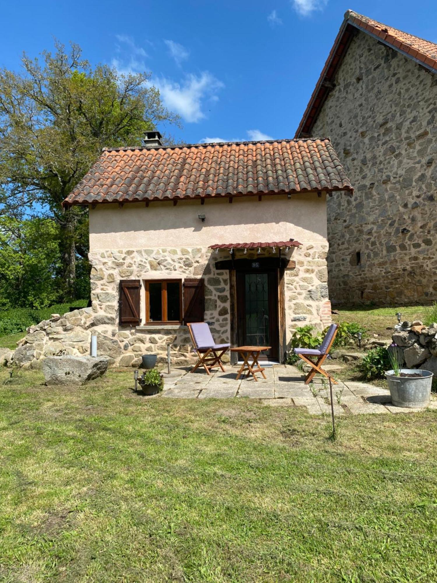 Maisonnette Chaleureuse De 35M2 Miremont  Esterno foto